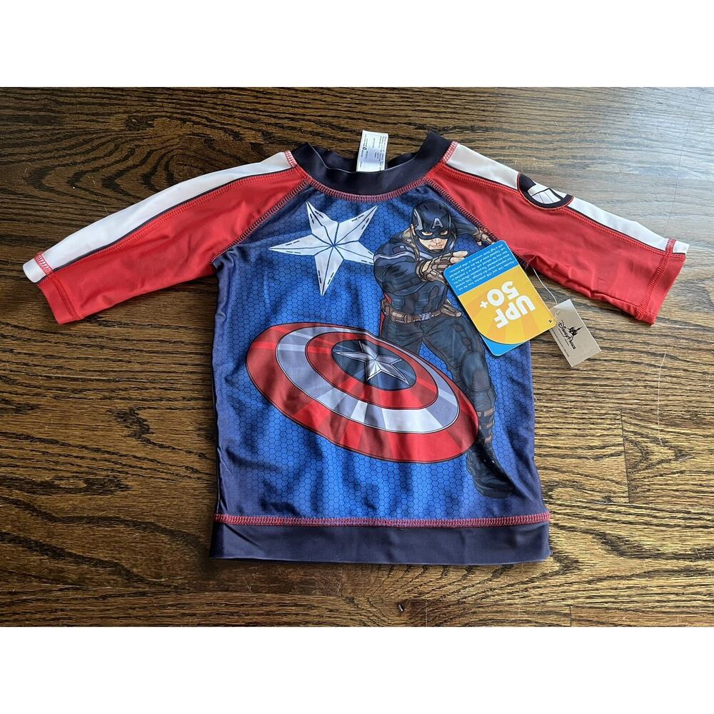 Disney Marvel boys swim top Sz. 4 captain America NWT